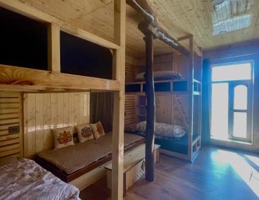 6-Bed Mixed Dormitory Room