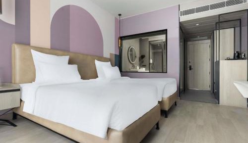 Classic Twin Room with Sofa