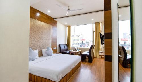 Superior King Room