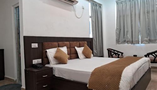 Deluxe Double Room with Bath