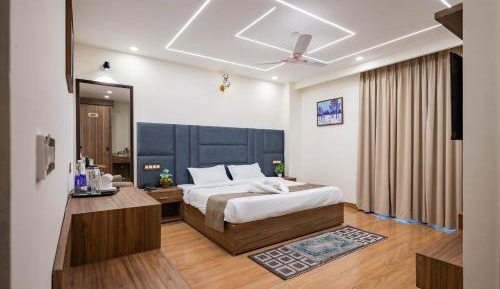Superior King Room