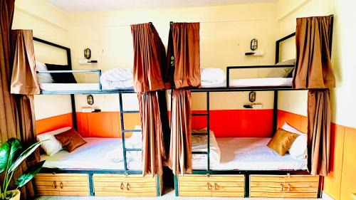 Bed in 6-Bed Mixed Dormitory Room