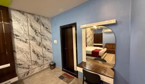 Deluxe Double Room (2 Adults + 1 Child)