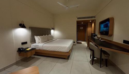 Deluxe Double or Twin Room