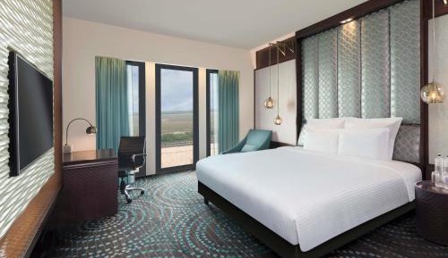 Deluxe Twin Room with Bathtub 