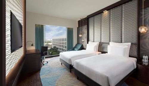 Executive Twin Room - City Side with 20% discount on food, beverages, spa and laundry | Complimentary one way airport transfer | Lounge access and cocktail hours