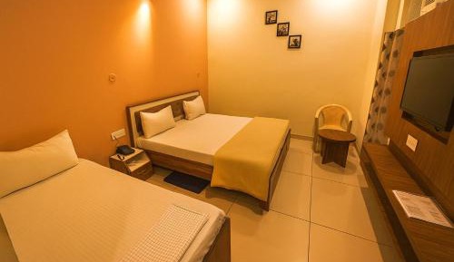 Triple Room with Private Bathroom