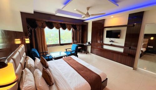 Superior King Room