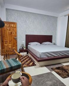 Deluxe Double Room (2 Adults + 1 Child)