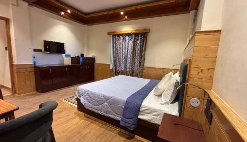 Superior King Room