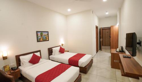 Deluxe Double or Twin Room