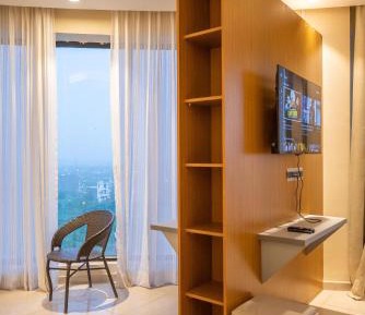 Apartment with City View