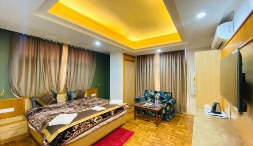 Superior King Room