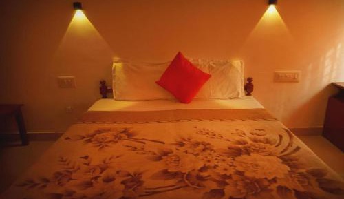 Double or Twin Room with Private Bathroom