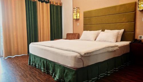Double Room with Lake View