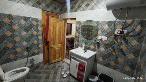 Double Room with Mountain View