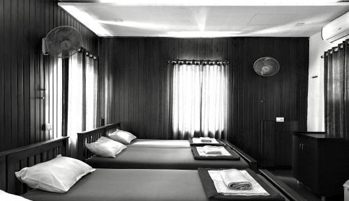 Quadruple Room with Garden View