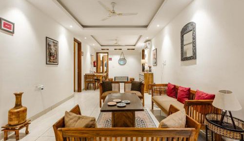 Four-Bedroom Luxury Apartment