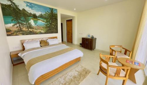 Deluxe Double Room with Balcony