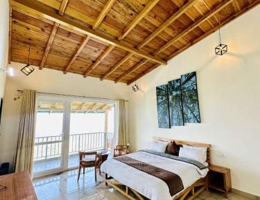 Double Room with Mountain View