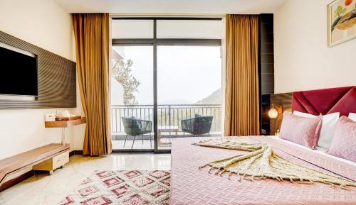 Suite with Balcony