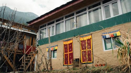 Twin Room with Mountain View