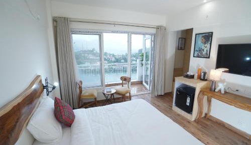 Double Room with Lake View