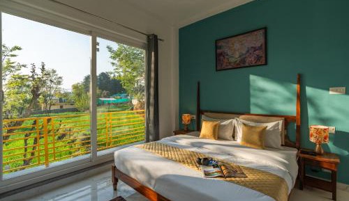 Deluxe Double Room with Balcony