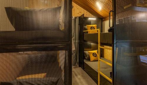 Bed in 4-Bed Mixed Dormitory Room