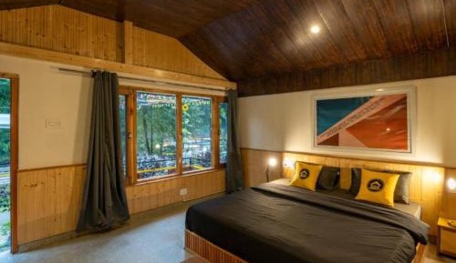 Deluxe Cottage