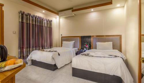 Standard Twin Room