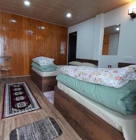 Quadruple Room with Bathroom