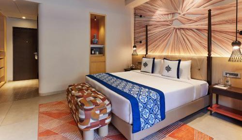 Premium Room King Bed Pool View with Balcony - Free Beach Shuttle + Beer On Arrival + Complimentary weekend kids activities
