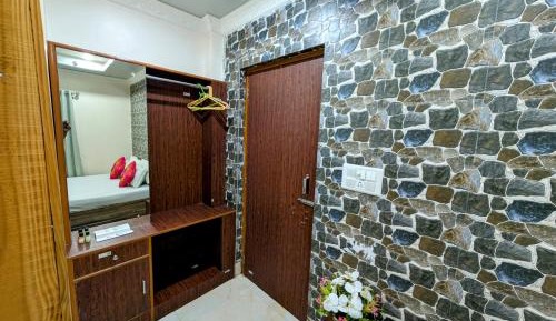 Double Room (10% off on Food & Beverage services & 10% off on Two-way Railway Station Transfer)