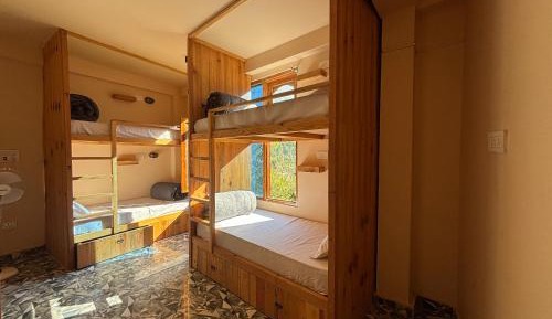 Bed in 6-Bed Mixed Dormitory Room