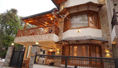 Two-Bedroom Apartment with Balcony and Terrace