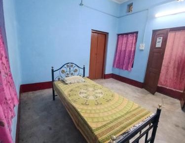Budget Single Room