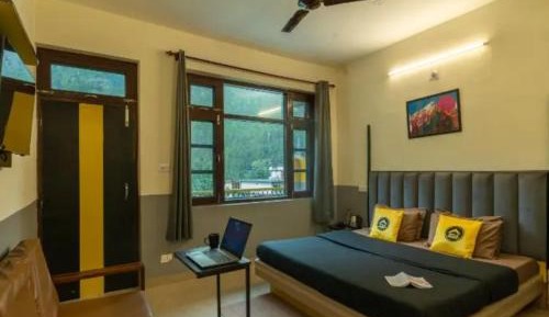  Deluxe Double Room with Balcony x A Block