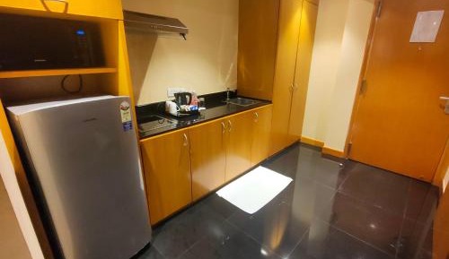 One Bedroom Apartment with 20% off on session of 30 mins Spa,15% off on food & soft beverage services,20% Discount on Laundry service (T&C applicable)
