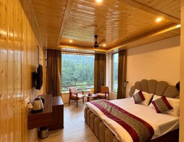 Deluxe King Room