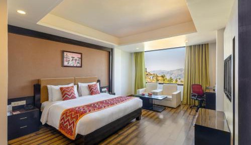 Valley View Room