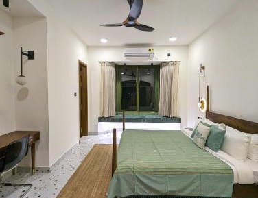 Pool View Room 1