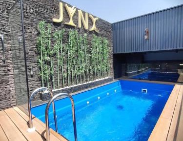 Suite with Private Pool