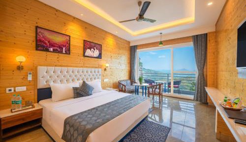 King Room with Mountain View