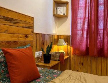 Twin Room with Private Bathroom