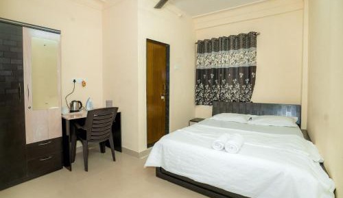 Queen Room (Non AC)