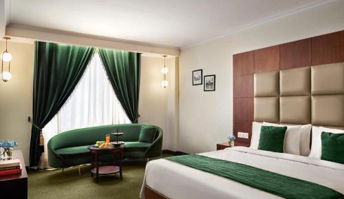 Double Club Room with 15% discount on F&B