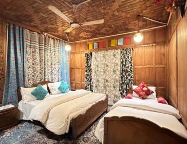 Executive Triple Room