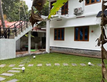 Deluxe Double or Twin Room with Garden View