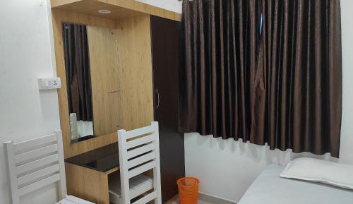 Deluxe Single Room